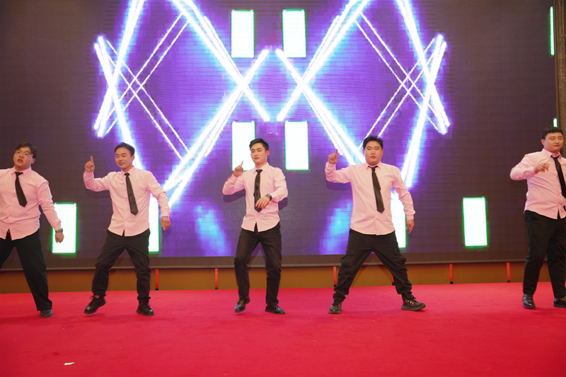 松谷激光2025年工作总结大会